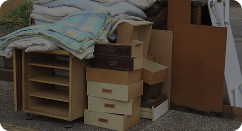 自宅の家財処分などを弊社提携業者と実施